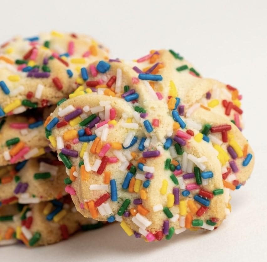 The Deluxe Italian Collection – 56 Gourmet Cookies
